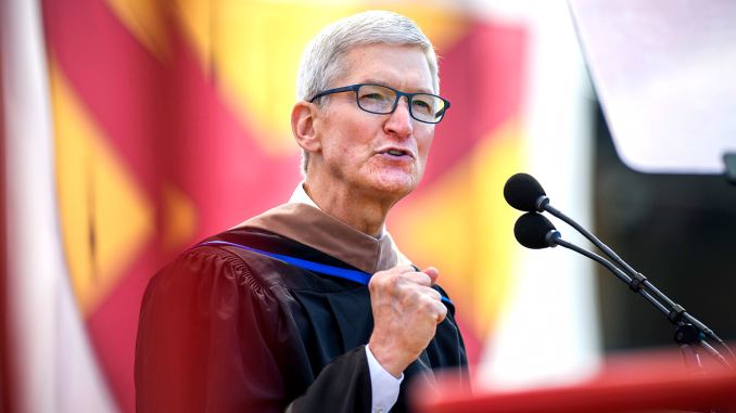 Apple CEO Tim Cook addressed graduates at Stanford Stadium today (June 16). Photo by L.A. Cicero of the Stanford News Service.