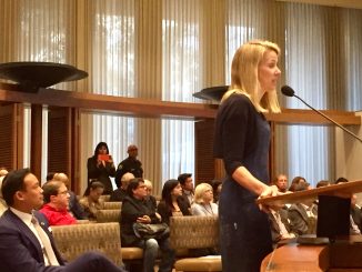 Marissa Mayer speaks to the Palo Alto City Council. Post photo by Allison Levitsky.
