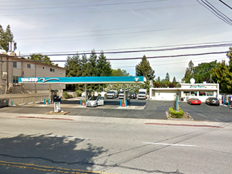The Valero station at 743 Marsh Road in a Google StreetView photo from April 2015. The station is now a Shell.