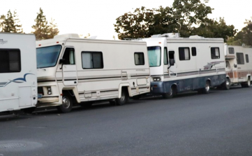 Overnight RV Parking 