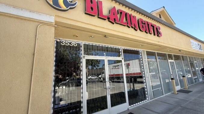 Controversial smoke shop closes